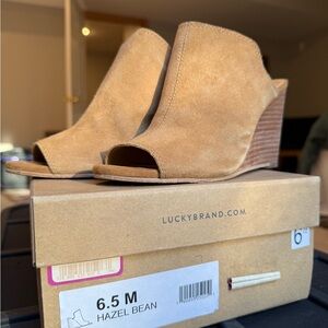 Lucky Brand Hazel Bean Suede Open-Toe Wedge Sandals - Bean